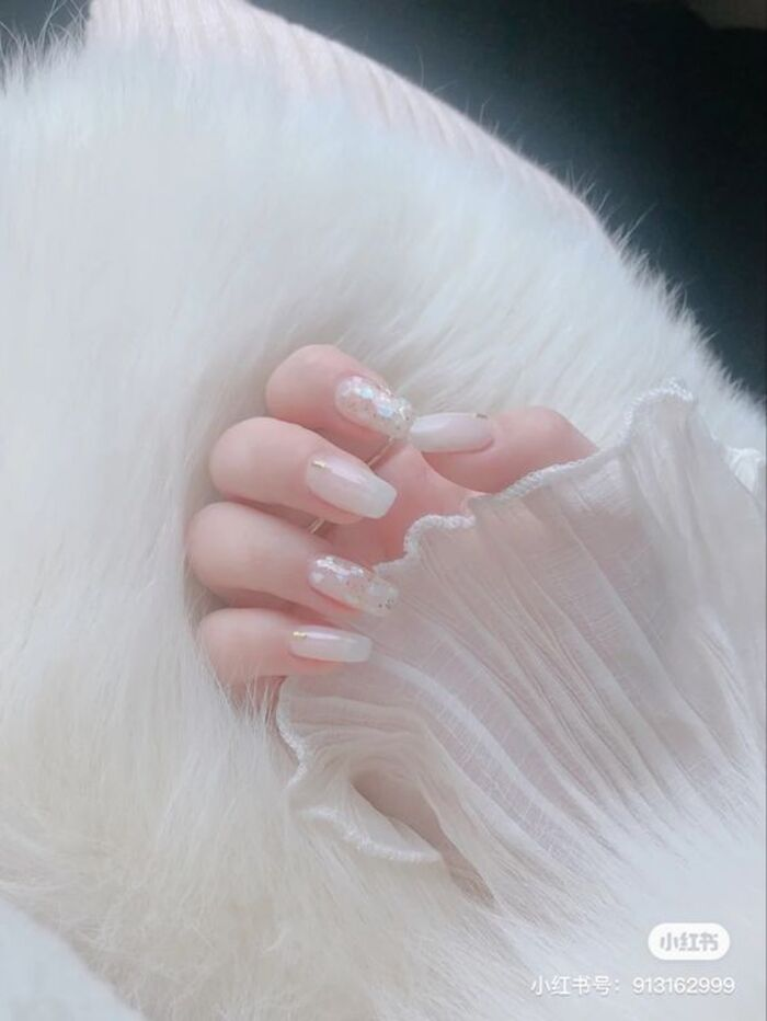 Beautiful 2024 white nail designs