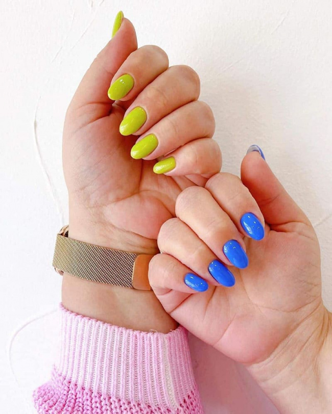 Chắc chắn sẽ làm bạn mê mẩn với mẫu nail 2 màu này