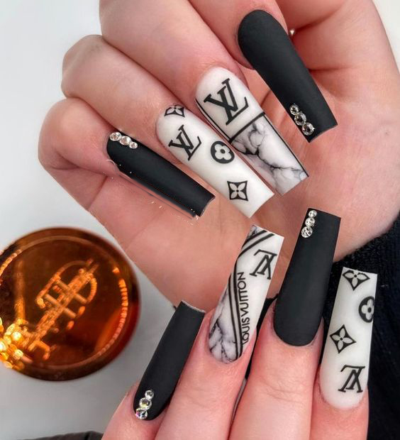 Mẫu nail 19