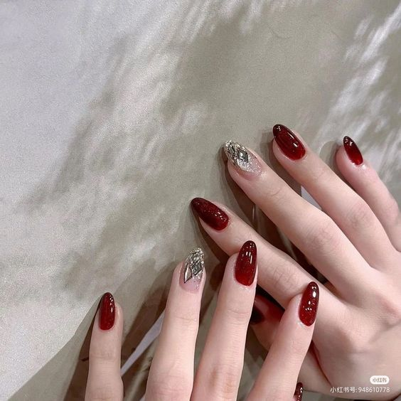 We all deserve to treat ourselves, and maternity nails are the perfect way! ๐
๐ธ #NailMoonBau