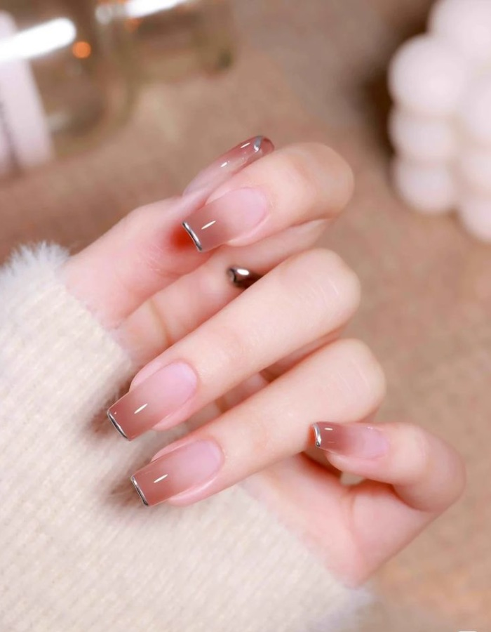 Light ombre jelly nails