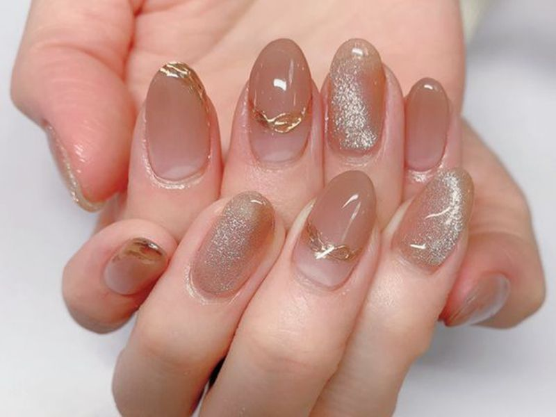Glamor knows no bounds with these sophisticated maternity nails! ๐
๐ #PregnancyNailSet