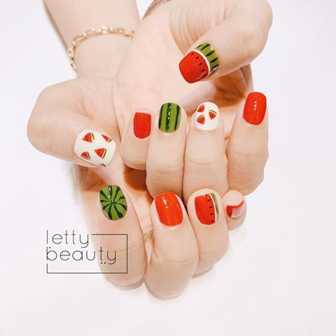 Japanese-style nail designs with bold styling — design 12