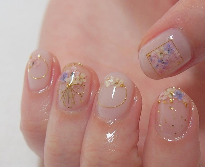 Nail sinh nhật: Lời chúc mừng ngày kỷ niệm qua những mẫu móng đẹp lung linh, tôn vinh vẻ đẹp và quyến rũ của bạn