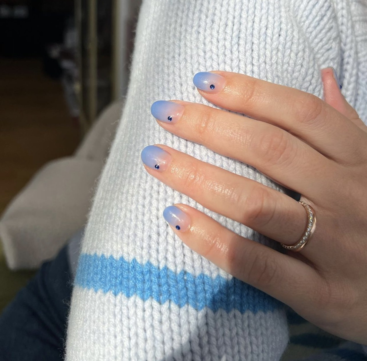 This unique maternity nail set will make you more confident and radiant throughout your pregnancy! ๐
โจ #PregnancyNailSet
