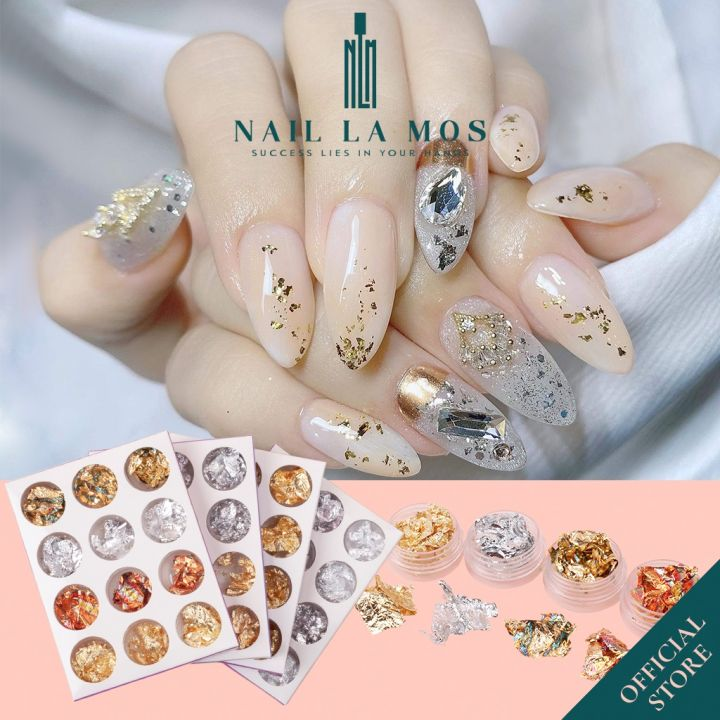 Nail model 32
