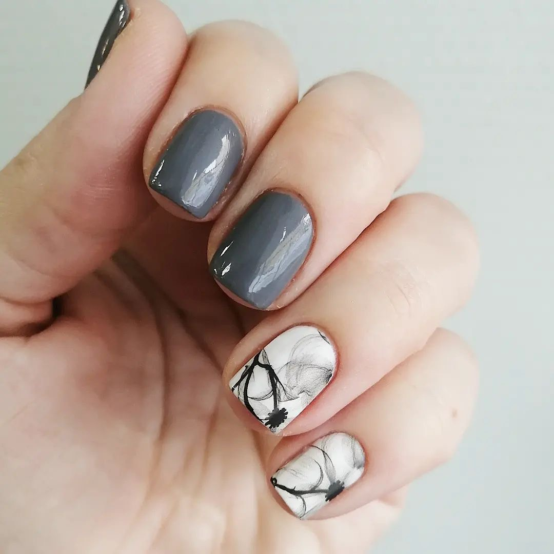 Nail model 62
